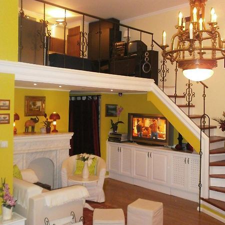 Connection Guesthouse บูดาเปสต์ ภายนอก รูปภาพ