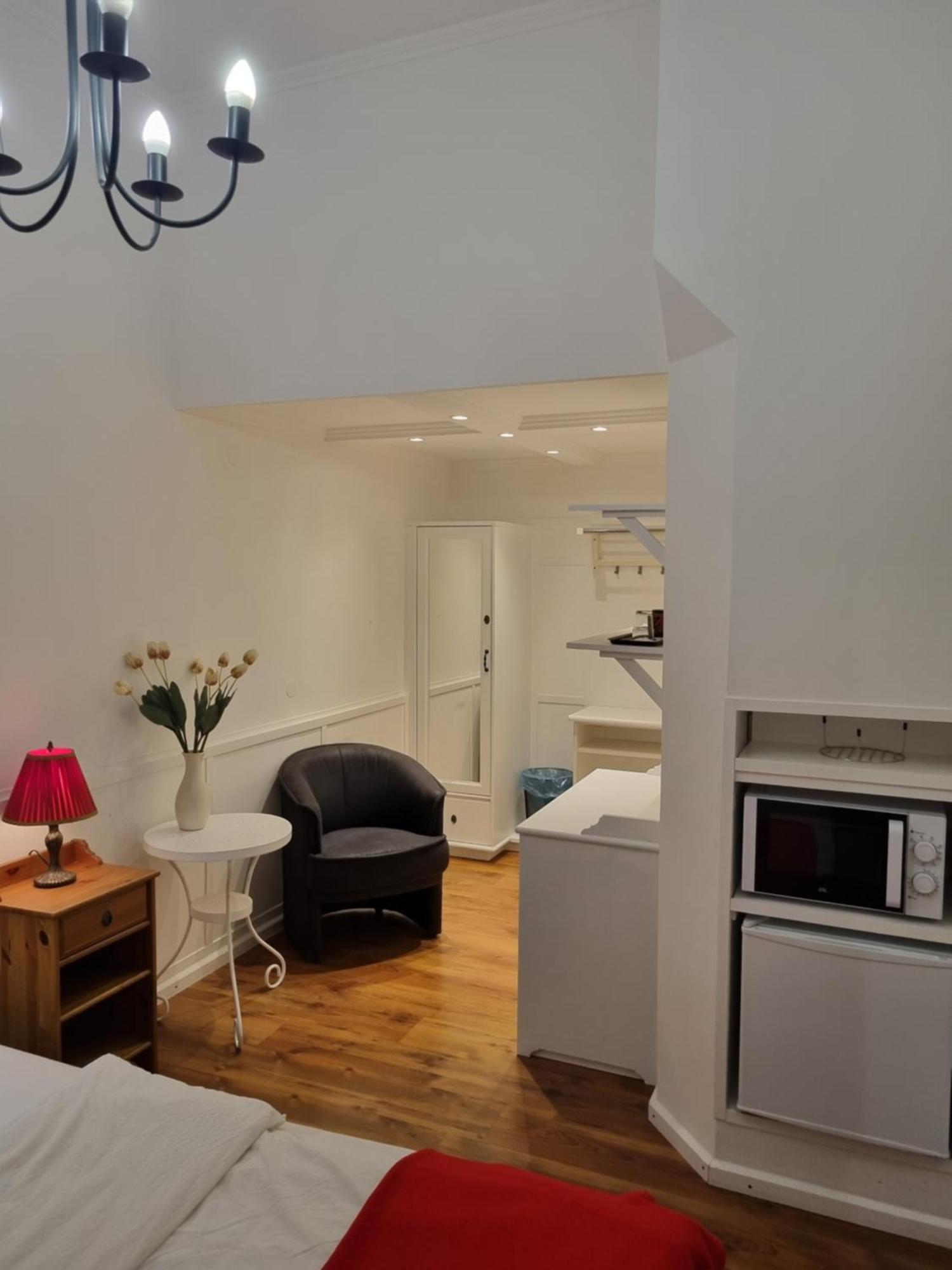 Connection Guesthouse บูดาเปสต์ ภายนอก รูปภาพ
