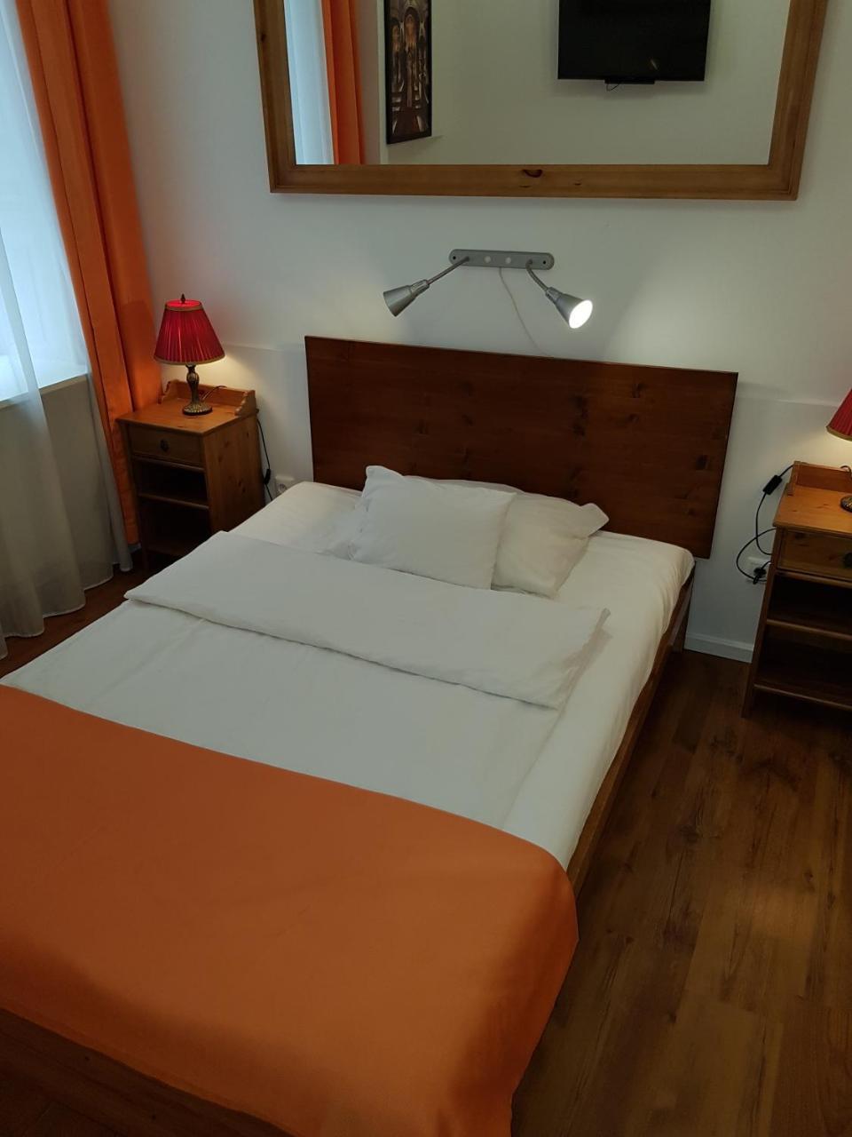 Connection Guesthouse บูดาเปสต์ ภายนอก รูปภาพ