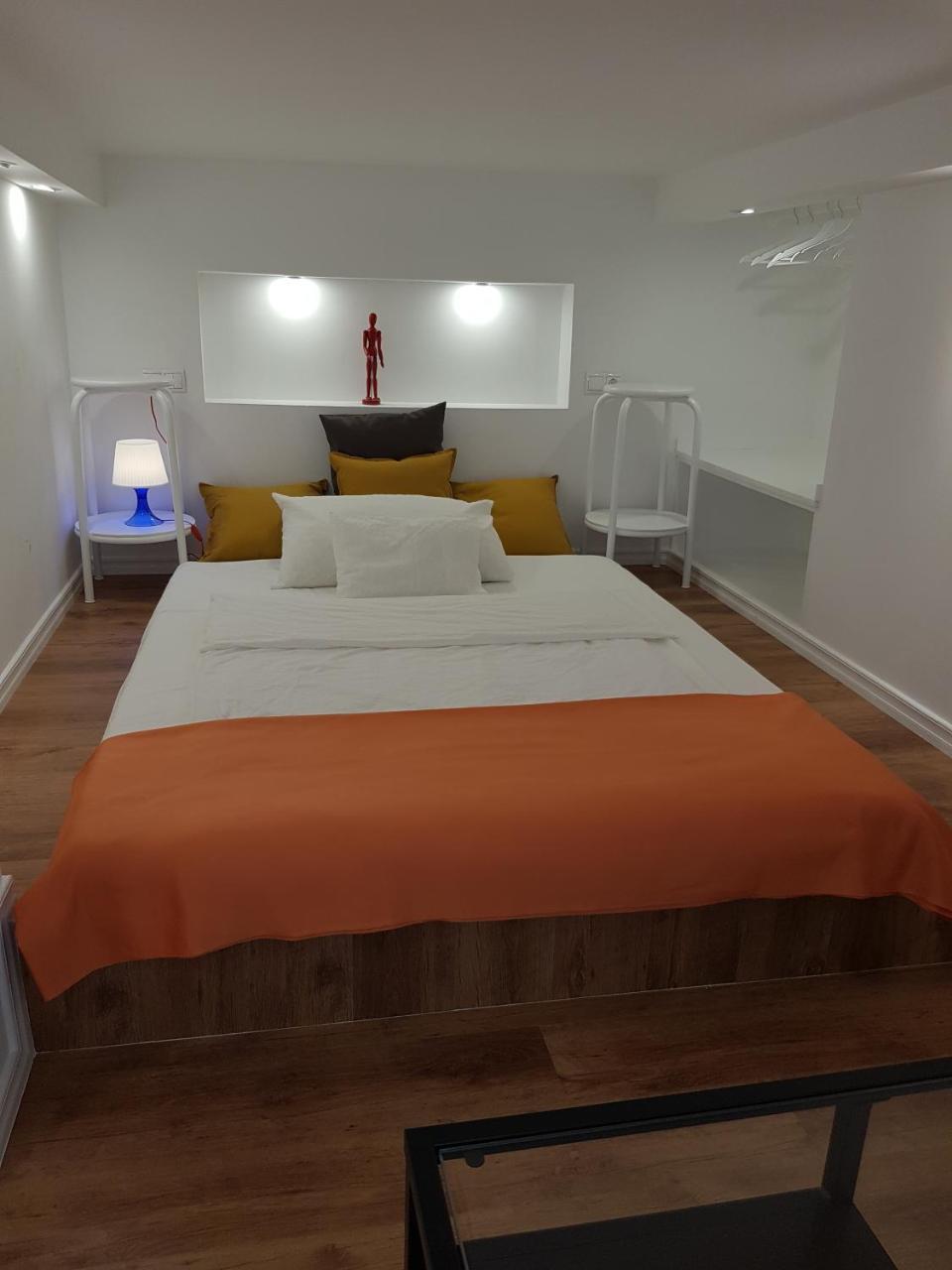 Connection Guesthouse บูดาเปสต์ ภายนอก รูปภาพ